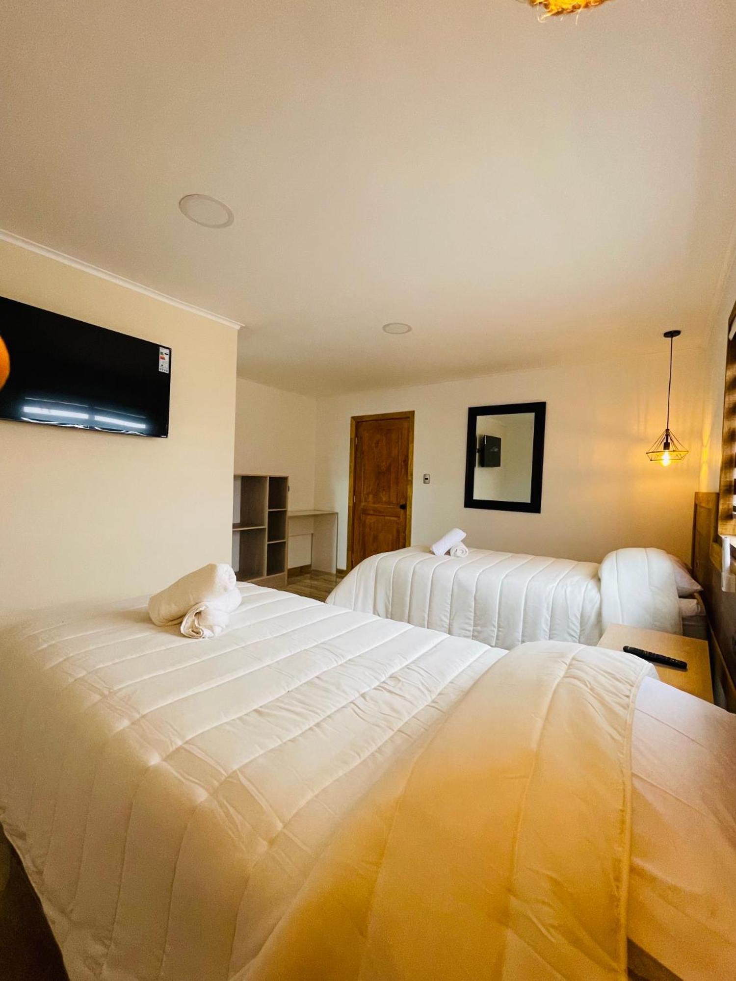 Residencial Victoria Said Hotel Linares Exterior photo