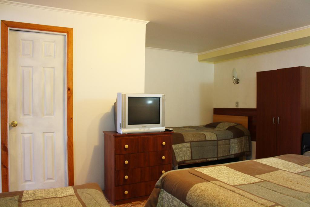 Residencial Victoria Said Hotel Linares Exterior photo